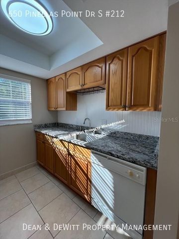 650 PINELLAS POINT DRIVE S 212, St Petersburg, FL 33705