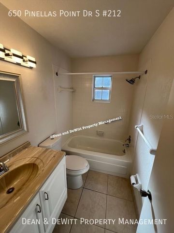 650 PINELLAS POINT DRIVE S 212, St Petersburg, FL 33705