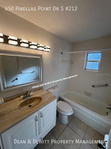 650 PINELLAS POINT DRIVE S 212, St Petersburg, FL 33705