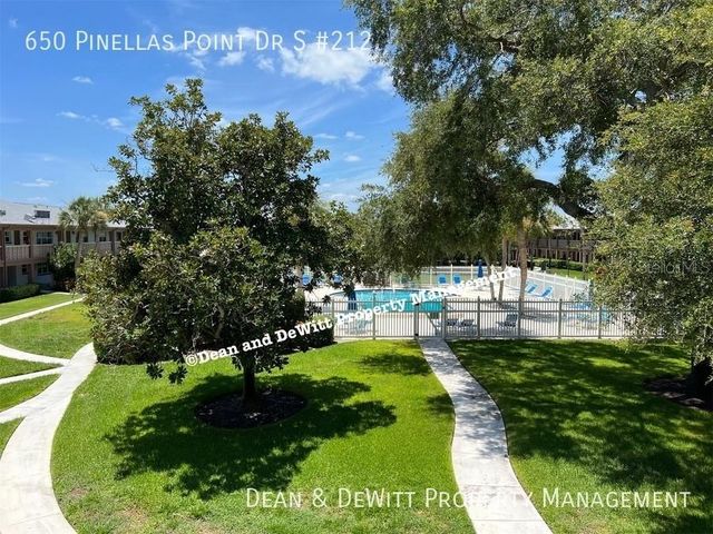 650 PINELLAS POINT DRIVE S 212, St Petersburg, FL 33705