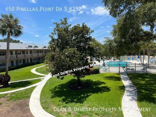 650 PINELLAS POINT DRIVE S 212, St Petersburg, FL 33705