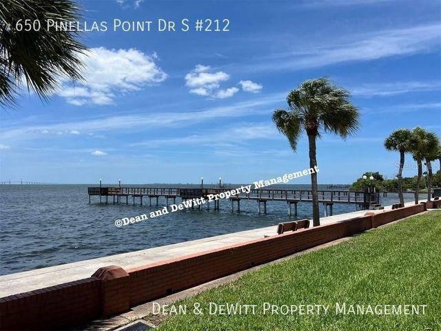650 PINELLAS POINT DRIVE S 212, St Petersburg, FL 33705