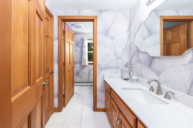 6 Running Stream Road, Rehoboth, MA 02769