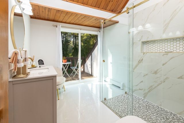 6 Running Stream Road, Rehoboth, MA 02769