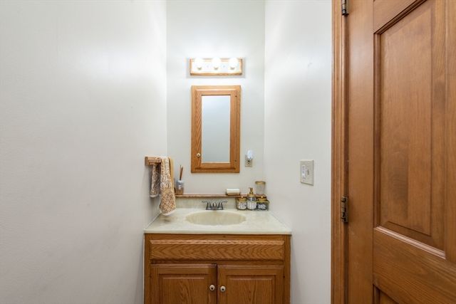 6 Running Stream Road, Rehoboth, MA 02769