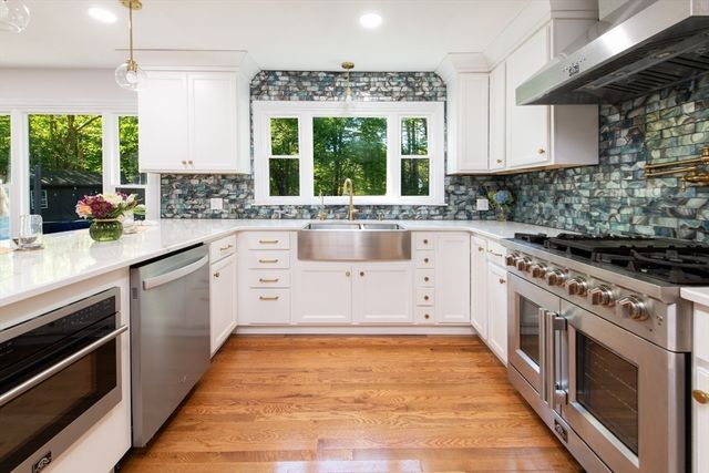 6 Running Stream Road, Rehoboth, MA 02769