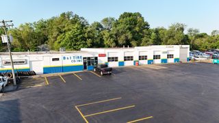 2810 West Sunshine Street, Springfield, MO 65807