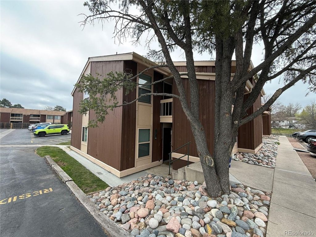 4275 N Carefree Cir A, Colorado Springs, CO 80917