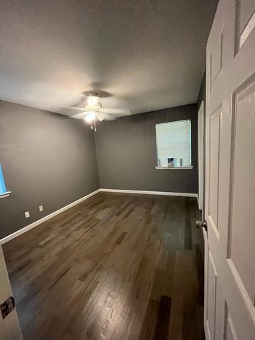 2228 52nd Street, Dallas, TX 75216