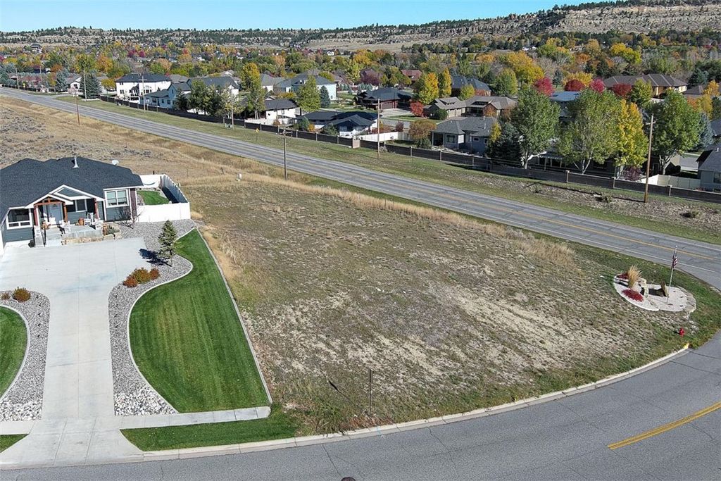 6203 Western Bluffs BOULEVARD, Billings, MT 59106 photo 3