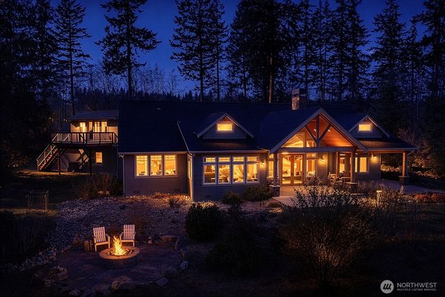 3858 Resort Road, Greenbank, WA 98253