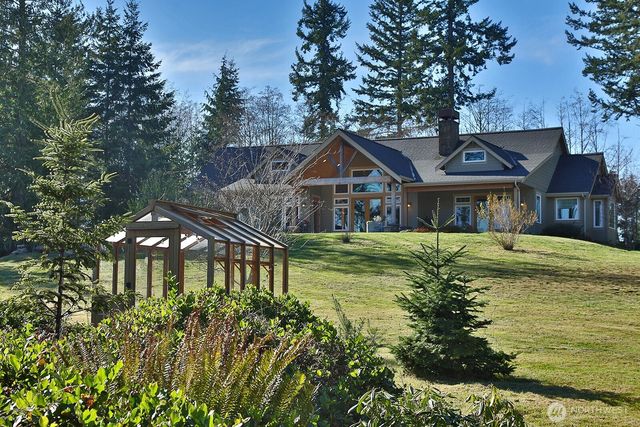 3858 Resort Road, Greenbank, WA 98253