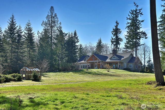 3858 Resort Road, Greenbank, WA 98253