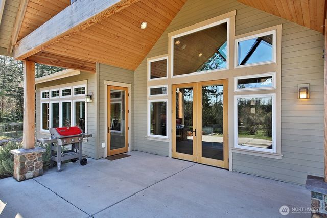 3858 Resort Road, Greenbank, WA 98253