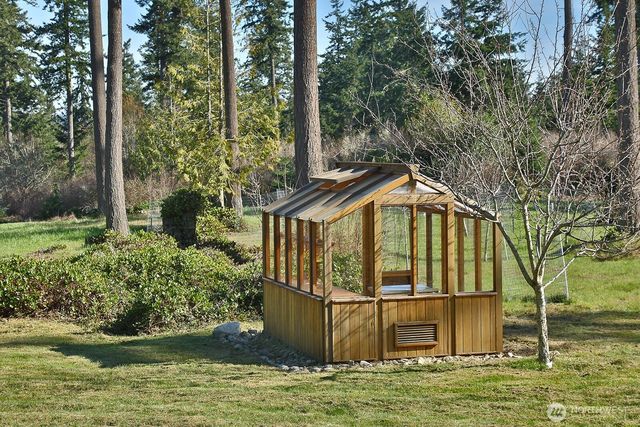 3858 Resort Road, Greenbank, WA 98253