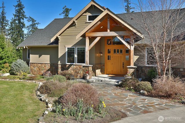 3858 Resort Road, Greenbank, WA 98253