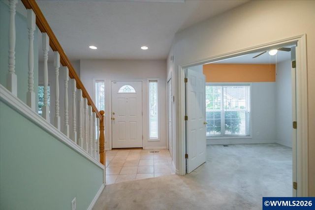 507 Lakefair Pl N, Keizer, OR 97303
