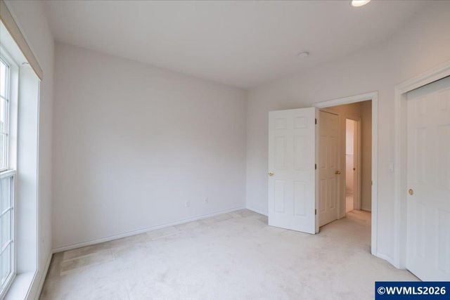 507 Lakefair Pl N, Keizer, OR 97303