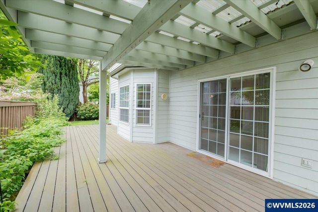 507 Lakefair Pl N, Keizer, OR 97303