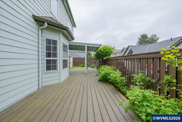507 Lakefair Pl N, Keizer, OR 97303