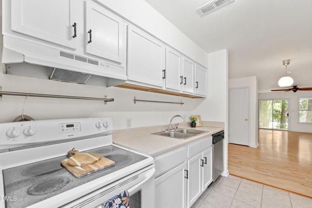 213 Schultz Street, Chapel Hill, NC 27514