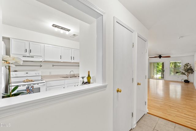 213 Schultz Street, Chapel Hill, NC 27514