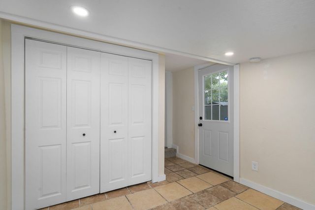 2510 W Madison Street, Springfield, MO 65802
