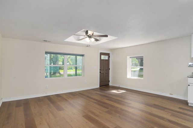 2510 W Madison Street, Springfield, MO 65802