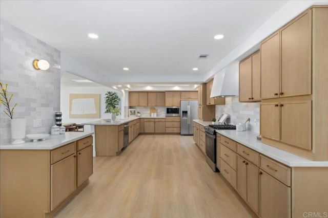 1835 San Pablo Dr, San Marcos, CA 92078