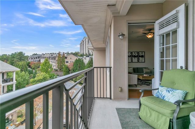 3621 Vinings Slope SE 1537, Atlanta, GA 30339