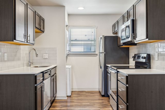 4627 Munger Avenue, Dallas, TX 75204