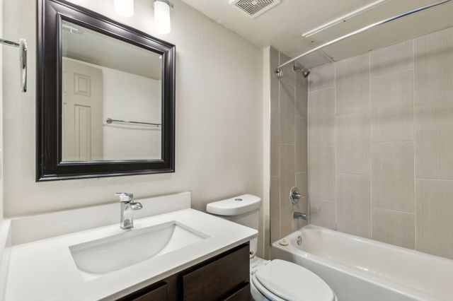 4627 Munger Avenue, Dallas, TX 75204