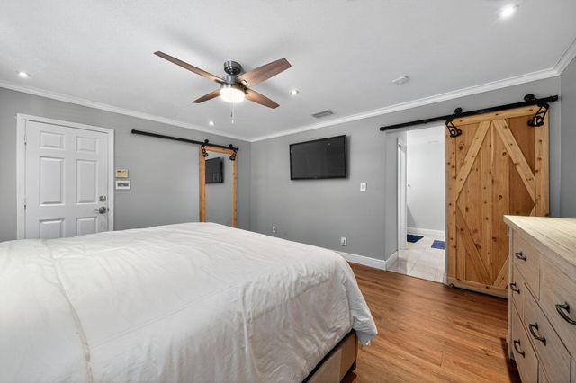 556 SE Meadow Wood Way, Stuart, FL 34997