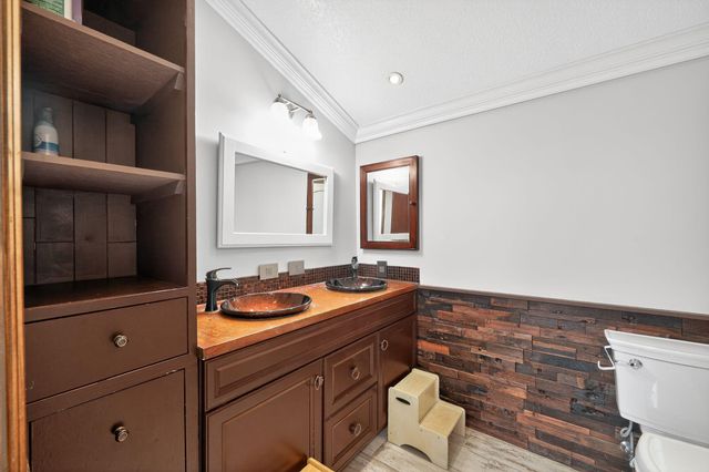 556 SE Meadow Wood Way, Stuart, FL 34997