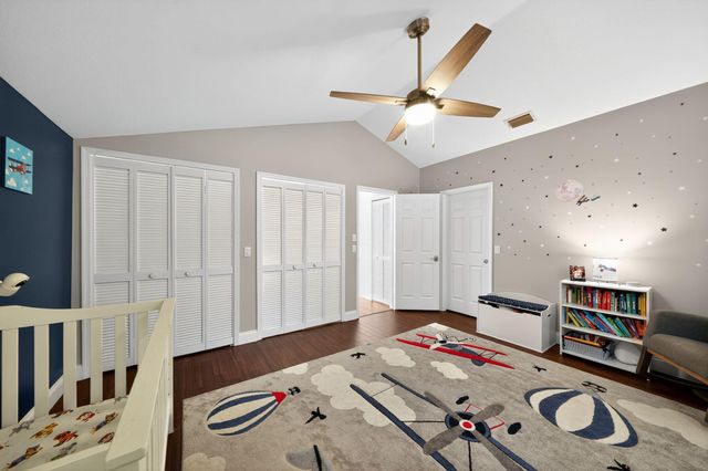 556 SE Meadow Wood Way, Stuart, FL 34997