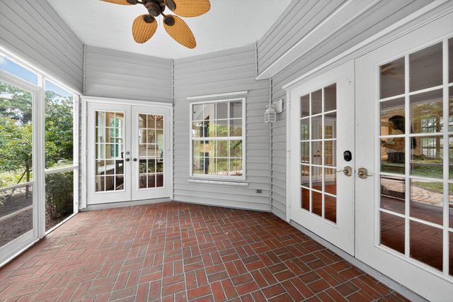 556 SE Meadow Wood Way, Stuart, FL 34997