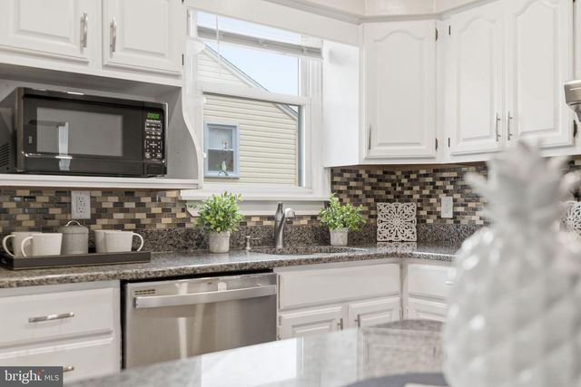 110 MARIANVILLE RD, Aston, PA 19014