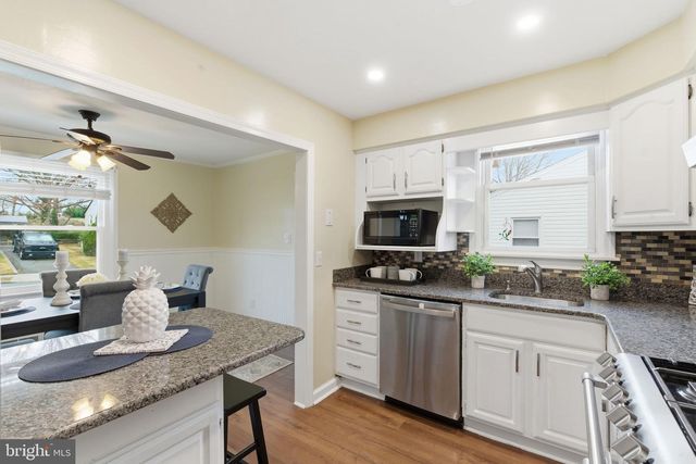 110 MARIANVILLE RD, Aston, PA 19014