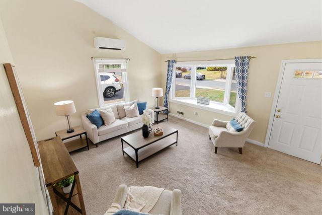 110 MARIANVILLE RD, Aston, PA 19014