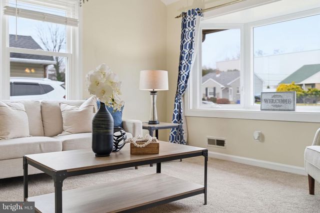 110 MARIANVILLE RD, Aston, PA 19014