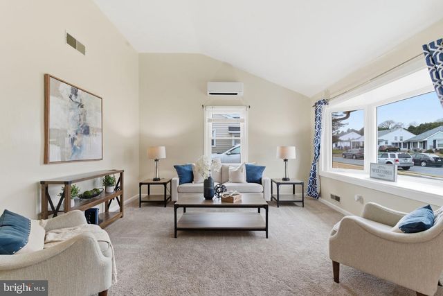 110 MARIANVILLE RD, Aston, PA 19014