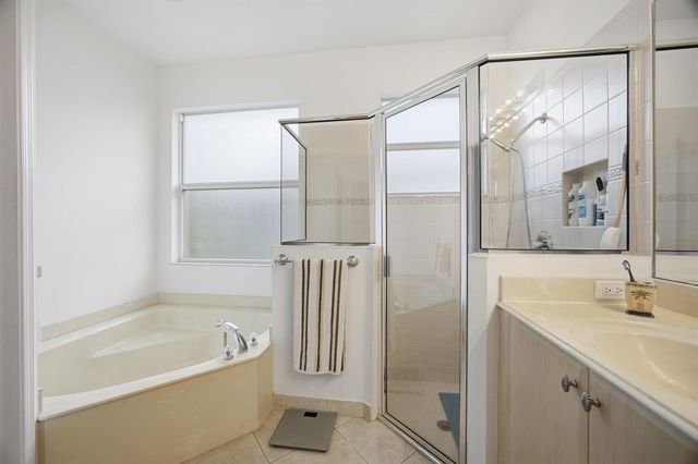 11200 SW Birch Tree Circle, Port St Lucie, FL 34987