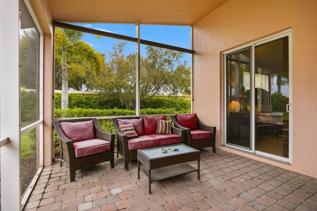 11200 SW Birch Tree Circle, Port St Lucie, FL 34987