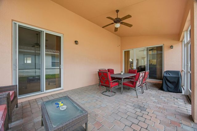 11200 SW Birch Tree Circle, Port St Lucie, FL 34987