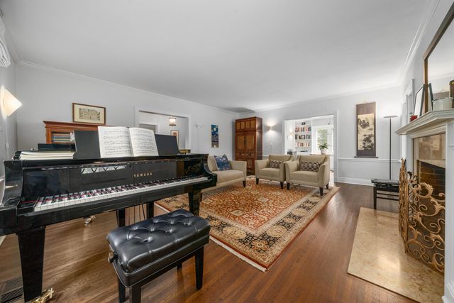 2389 Bryden Road, Columbus, OH 43209