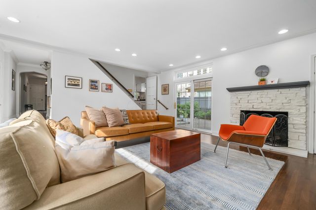 2389 Bryden Road, Columbus, OH 43209