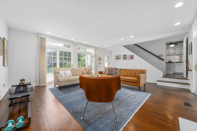 2389 Bryden Road, Columbus, OH 43209