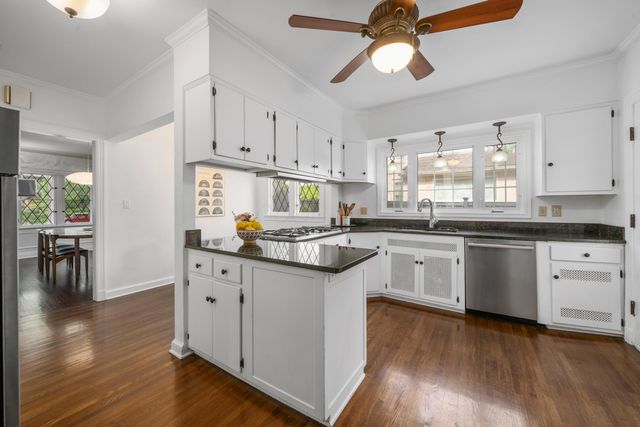 2389 Bryden Road, Columbus, OH 43209