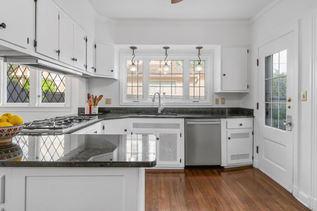 2389 Bryden Road, Columbus, OH 43209