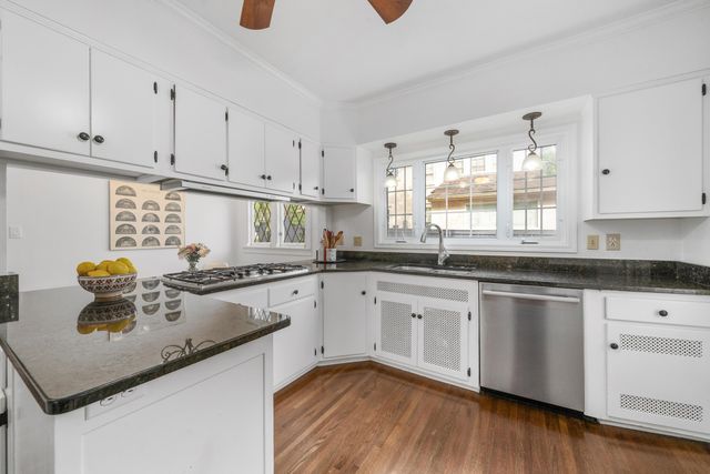 2389 Bryden Road, Columbus, OH 43209